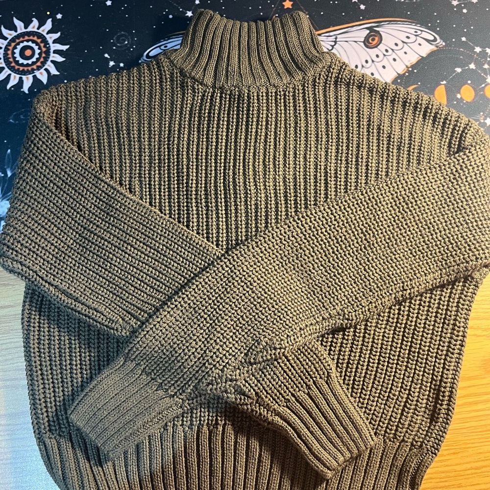 BRAND NEW STITCHES KNITTED SWEATER
